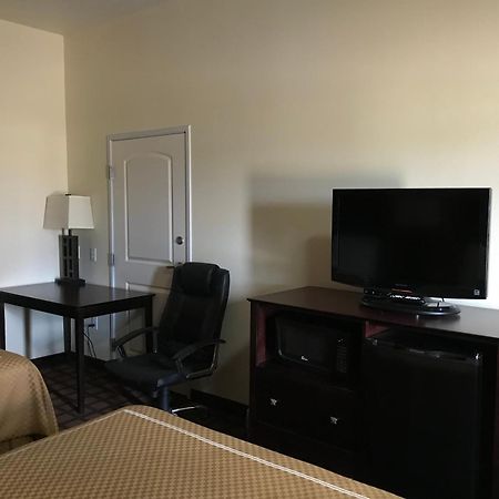 Executive Inn And Suites Pittsburg Exterior foto